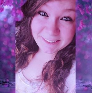 Meet your Posher, Brandi